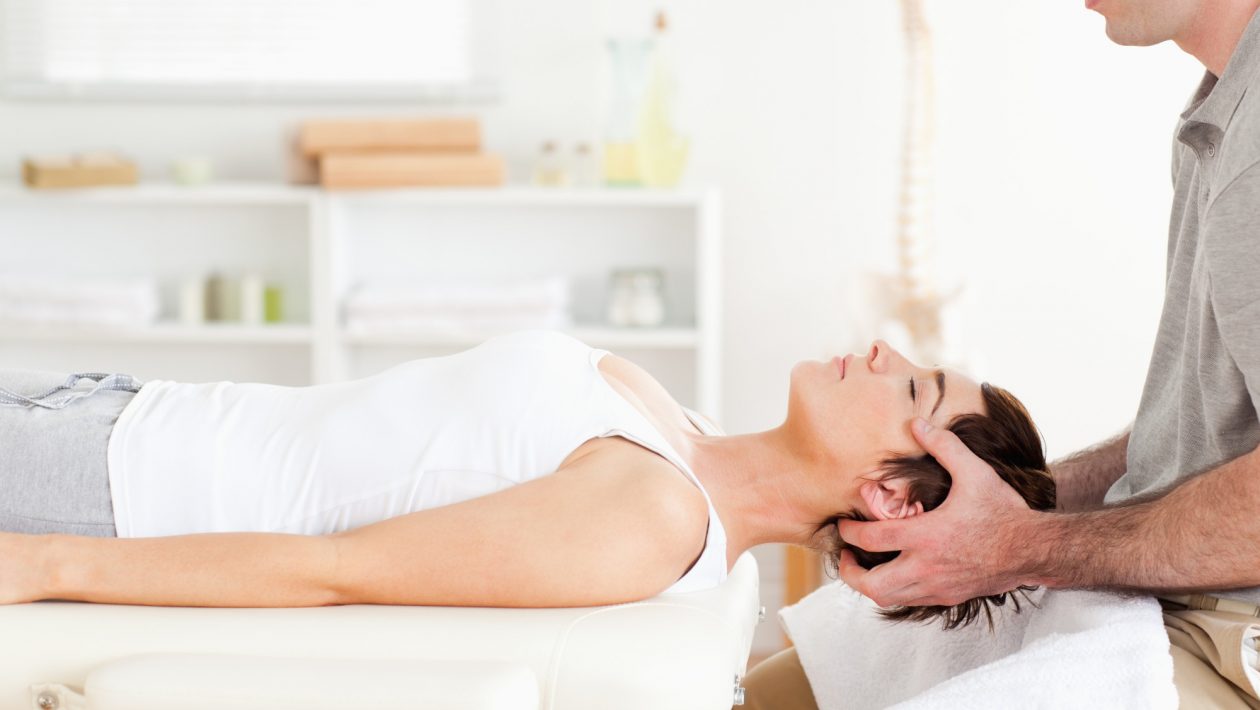 5 Reasons Why it's Time to See a Chiropractor