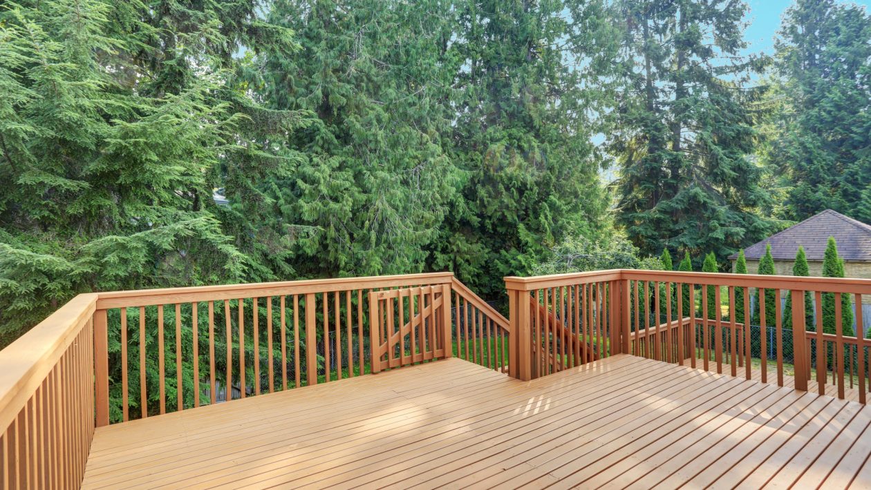8 Exciting Benefits of Adding a Deck to Your Home for Summer