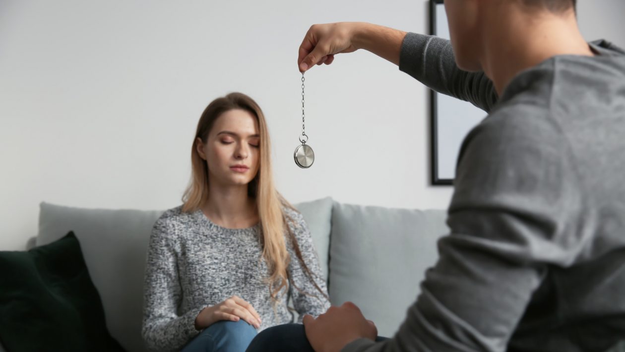 Know Before You Go: Everything to Expect from Hypnotic Sessions